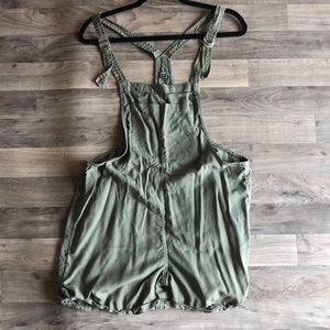 Aerie Chambray Overall Shorts Green